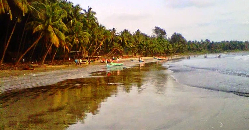 Alibaug beach konkan alibuag beach in konkna maharashtra